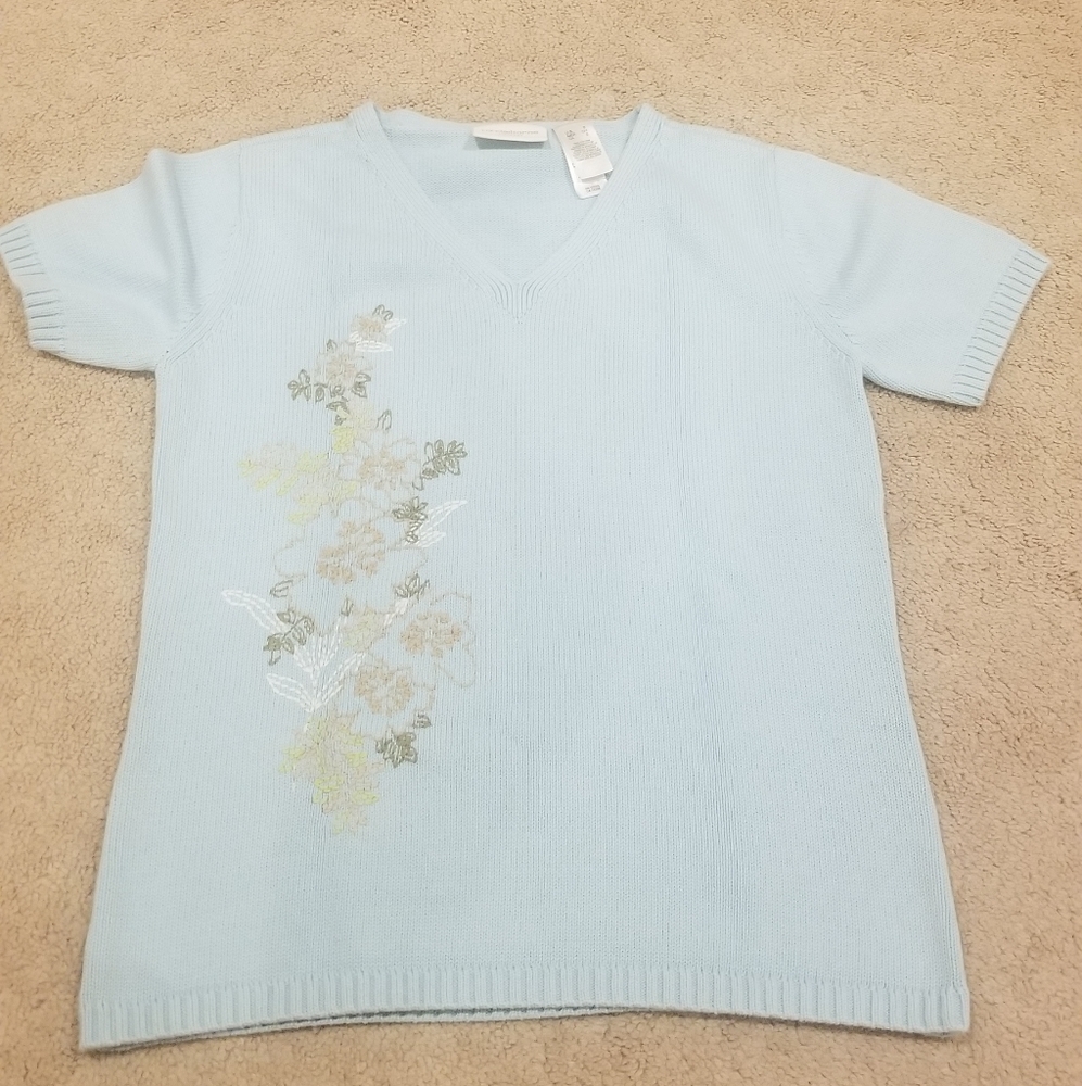 NWOT Size Small Liz Claiborne Shirt